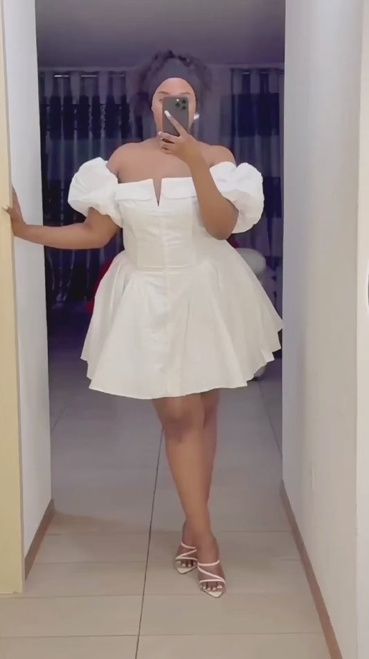 Robe courte blanche en popeline